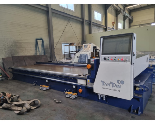 탄탄 4M CNC V-컷팅기 2018 연식